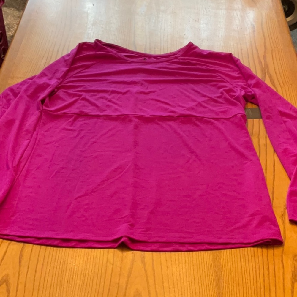 NWT old navy active long sleeve tee